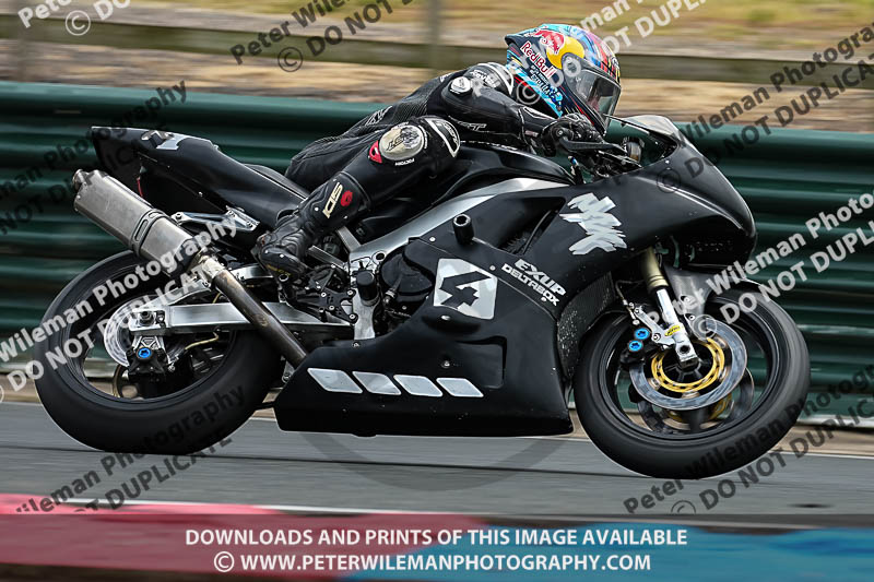 enduro digital images;event digital images;eventdigitalimages;mallory park;mallory park photographs;mallory park trackday;mallory park trackday photographs;no limits trackdays;peter wileman photography;racing digital images;trackday digital images;trackday photos